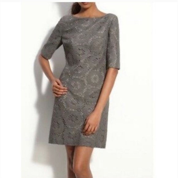 Adrianna Papell Crochet Shift Dress in Gray, sz 6 - Picture 8 of 16